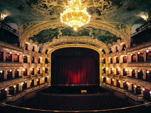Opera-Comique_02.jpg