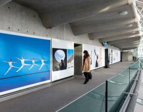 Le regard de Ferrante Ferranti sur le Conservatoire de Paris exposé à l’aéroport de Paris-Charles de Gaulle